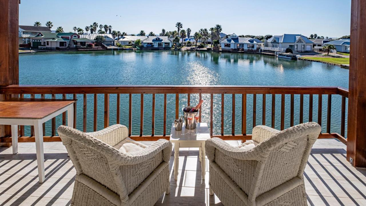 The Ark Guesthouse At Marina Martinique Jeffreysbaai Buitenkant foto