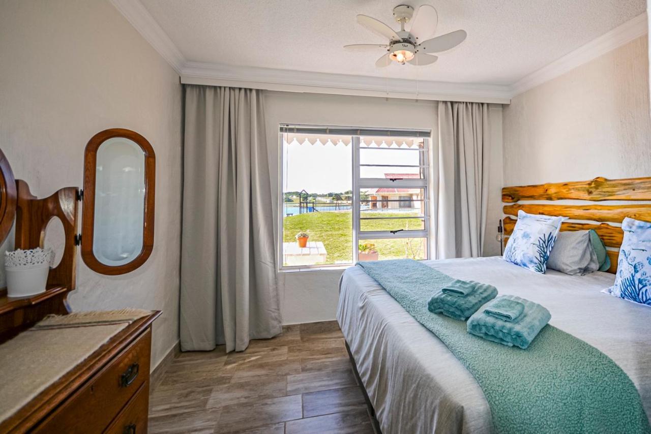 The Ark Guesthouse At Marina Martinique Jeffreysbaai Buitenkant foto