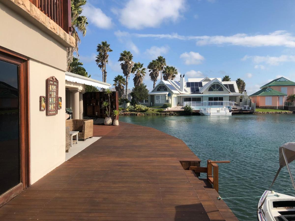 The Ark Guesthouse At Marina Martinique Jeffreysbaai Buitenkant foto